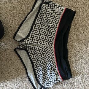 Lululemon shorts size 8 women’s